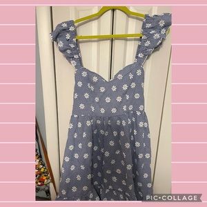 Daisy tie-back dress NWT
